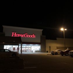 HomeGoods - View from parking lot