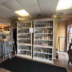 Vibrations Health, Wellness Juice Bar & Cafe - Tea, herbs, tinctures