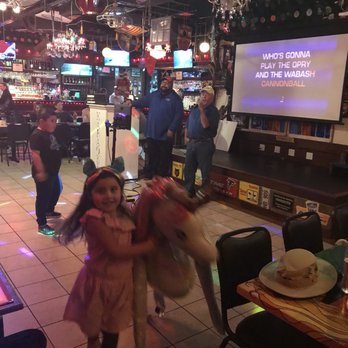 Bric a Brac - We celebrated my daughters 5 birthday at Bric a Brac because this Is her all times favorite restaurant and she had a blast!!! - American Near Me - Destin, Florida