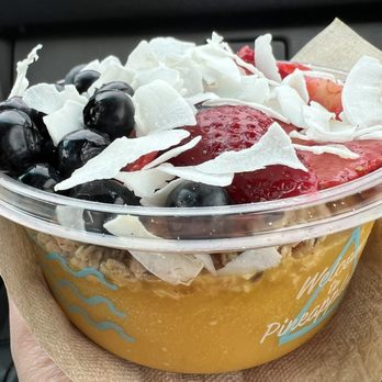 Playa Bowls - mango base bowl (not as good as the other bases imo!) - Juice Bars & Smoothies Near Me - Middletown, Delaware Playa Bowls - mango base bowl (not as good as the other bases imo!) - Juice Bars & Smoothies Near Me - Middletown, Delaware