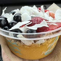 Playa Bowls - Mango base bowl (not as good as the other bases imo!)