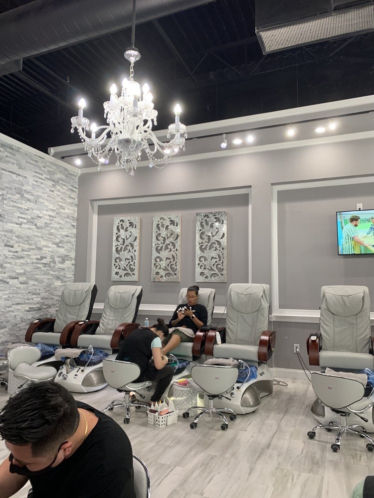 ZARA NAIL LOUNGE Updated September 2024 48 Photos & 42 Reviews