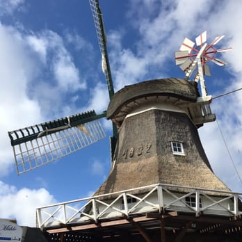 Zur Mühle - Die Mühle...und davor kann man wunderbar in der Sonne draußen sitzen! - Northern German Near Me - Norderney, NI