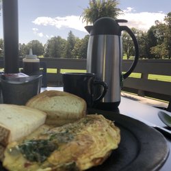 Tanglewood Manor Golf Club - Not much better than fresh air, freshly brewed coffee, and wonderful food to start your day!