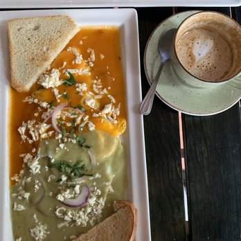 Ki' Bok - Huevos divorciados - Coffee & Tea Near Me - Tulum, ROO