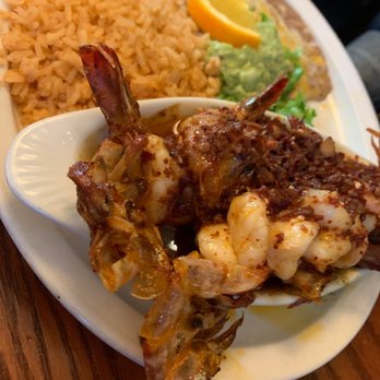 Avila's El Ranchito - The Garlic Shrimp or Mojo de Ajo (i think that's how it is spelled).  THIS is a WINNER! The size of the shrimp is anything BUT that (HUGE)! - Mexican Near Me - Orange, California