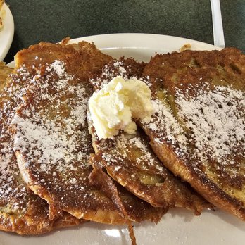 Metro Diner - Croissant French toast with butter and powdered sugar - American Near Me - Oviedo, Florida