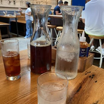 Bartaco - Orlando - Water & iced tea in carafes - Tacos Near Me - Orlando, Florida