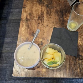 Escape Lounges - The Centurion Studio Partner RNO - Clam chowder is the best you can get for free. - Airport Lounges Near Me - Reno, Nevada Escape Lounges - The Centurion Studio Partner RNO - Clam chowder is the best you can get for free. - Airport Lounges Near Me - Reno, Nevada