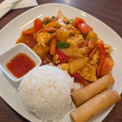 Nuan's Thai Kitchen
