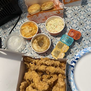 Popeyes Louisiana Kitchen - 12 piece tenders meal with 4 sides, biscuits and dipping sauces. - Fast Food Near Me - Ephrata, Pennsylvania Popeyes Louisiana Kitchen - 12 piece tenders meal with 4 sides, biscuits and dipping sauces. - Fast Food Near Me - Ephrata, Pennsylvania