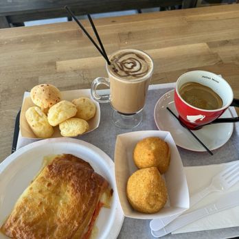 Tedescos Bakery - Bakeries Near Me - Deerfield Beach, Florida