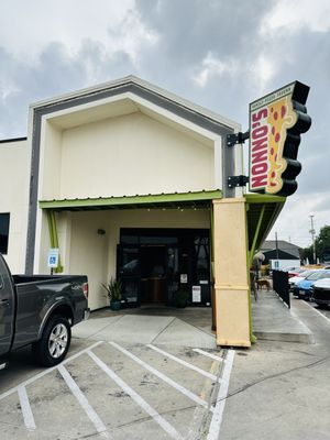 Nonno's by null