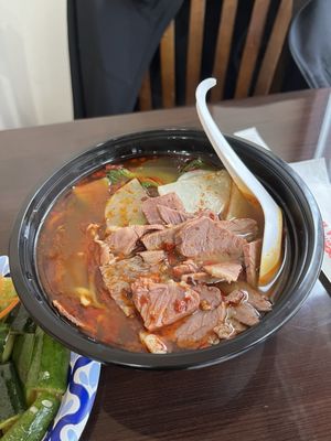 Ruyi Hand Pulled Noodle by null