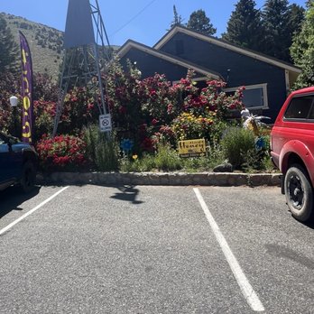Basin Cafe - Burgers Near Me - Lee Vining, California Basin Cafe - Burgers Near Me - Lee Vining, California