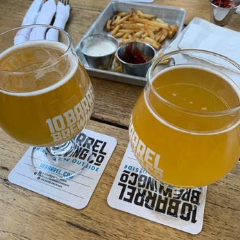 10 Barrel Brewing - West Side Bend - Sour Beers - Brewpubs Near Me - Bend, Oregon