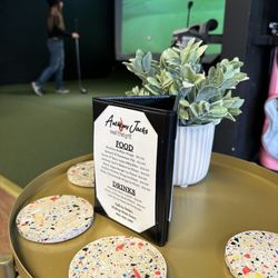 Happy's Indoor Golf