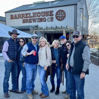 Cal Limo - A brewery stop is often the perfect end to a wine tour! - Limos Near Me Cal Limo - A brewery stop is often the perfect end to a wine tour! - Limos Near Me