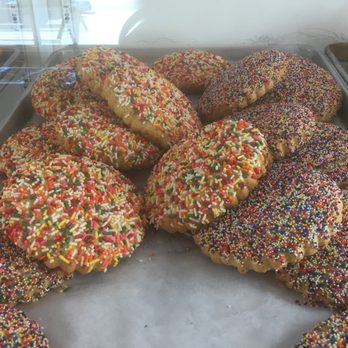 Panaderia La Estrella - Great by the dozen to take for your coworkers!! - Mexican Near Me - Simpsonville, South Carolina Panaderia La Estrella - Great by the dozen to take for your coworkers!! - Mexican Near Me - Simpsonville, South Carolina