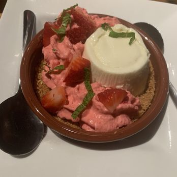 Made kitchen & Cocktails - Panna Cortta - Spanish Near Me - Alpharetta, Georgia