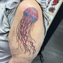 Alley Cat Studio - Jellyfish Tattoo