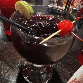 Jefferson's - Sangria - Burgers Near Me - North Kansas City, Missouri