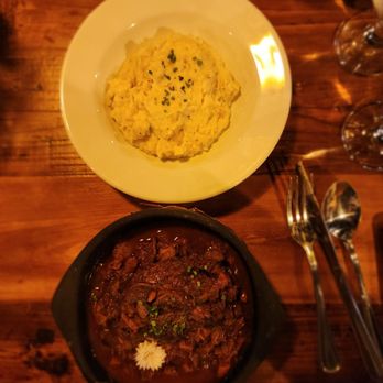 Bistro La Cave - Beef with mesh potatoes - Bars Near Me - Camden, Maine