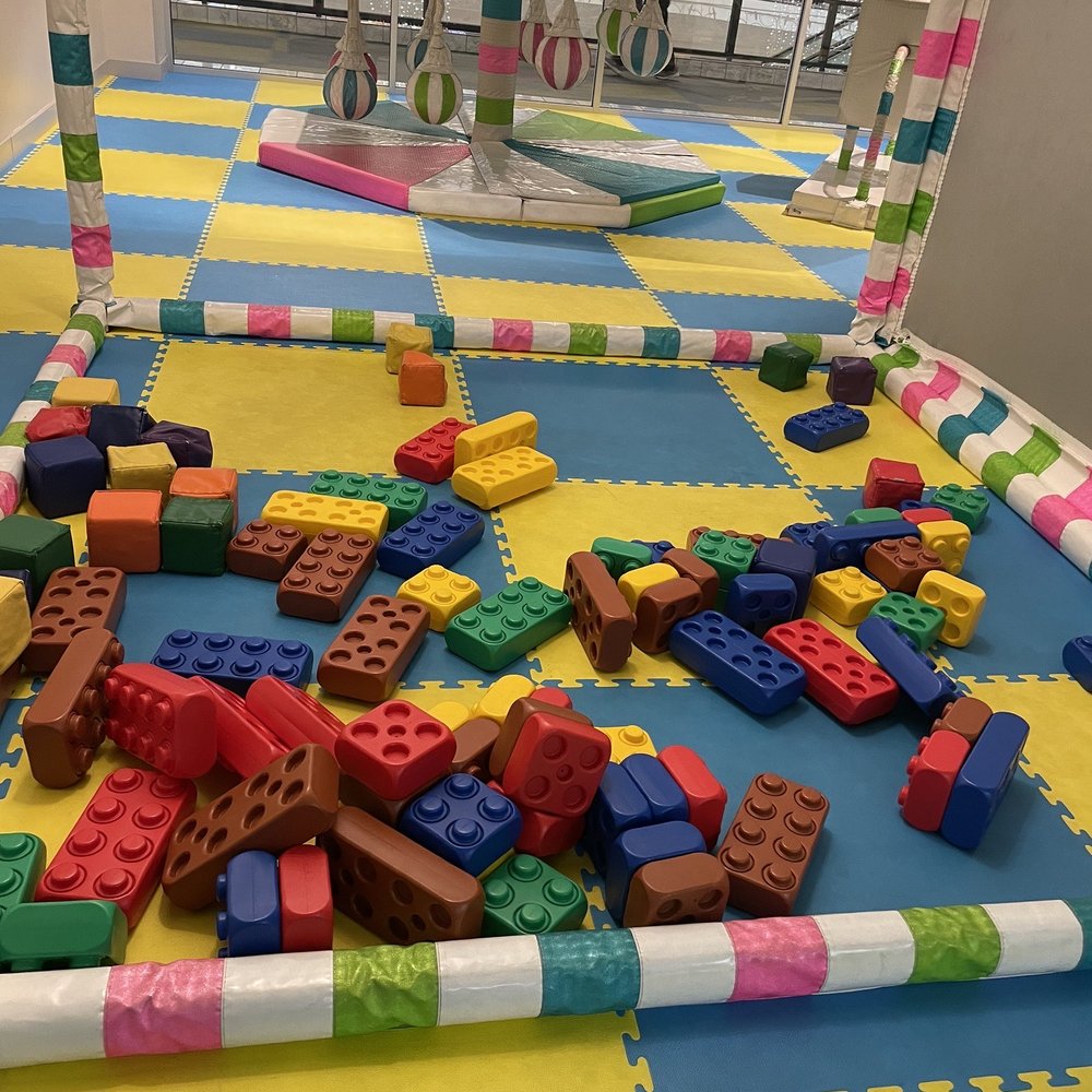 WiggleWorks Kids- Solano - Bricks to build - Indoor Playcenter Near Me - Fairfield, California WiggleWorks Kids- Solano - Bricks to build - Indoor Playcenter Near Me - Fairfield, California