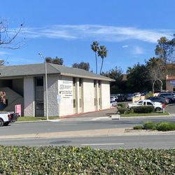 Michael Klein, DMD - Office entrance to parking lot