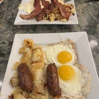 Gracie's on 2nd Diner - Diners Near Me - New York, New York