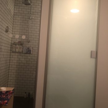 Pod 51 - Bathroom door - Hotels Near Me - New York, New York