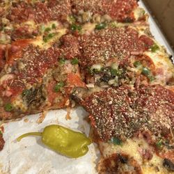 Pizzanos Pizza and Grinderz - Deluxe Detroit Style