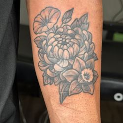 Birthflowers for his children. Done by Austin.