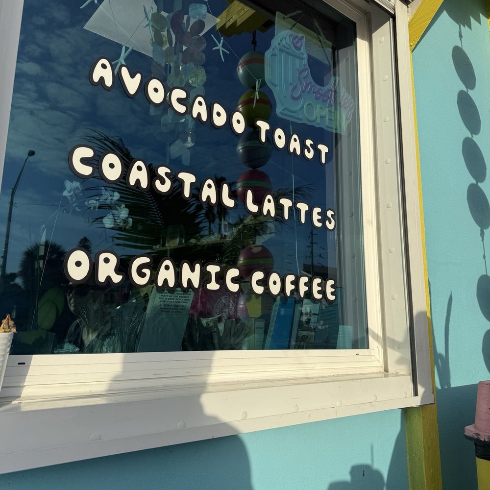Fruit Float Cafe - Juice Bars & Smoothies Near Me - Madeira Beach, Florida