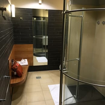 Lufthansa Business Lounge Schengen - Airport Lounges Near Me - Munich, BY
