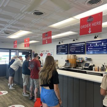 Nutty Bar Stand - Ice Cream & Frozen Yogurt Near Me - Arnolds Park, Iowa