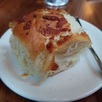 Max Downtown - Starter Bread - Bars Near Me - Hartford, Connecticut Max Downtown - Starter Bread - Bars Near Me - Hartford, Connecticut