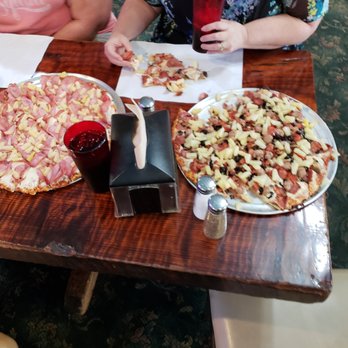 Wild River Brewing & Pizza - Awesome! - Pizza Near Me - Cave Junction, Oregon