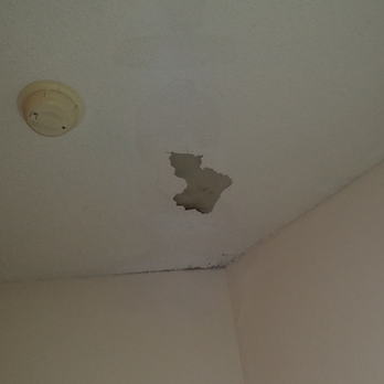 Wilhoit Properties - Existing water damage. Still not fixed - Property Management Near Me - Springfield, Missouri Wilhoit Properties - Existing water damage. Still not fixed - Property Management Near Me - Springfield, Missouri