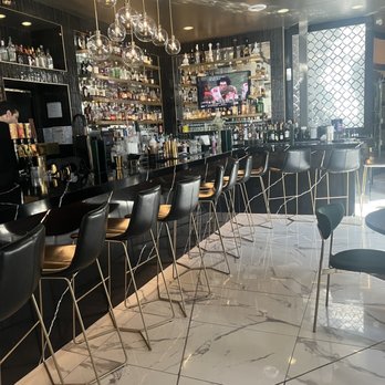 Jane - Southlake - Bar area - Wine Bars Near Me - Southlake, Texas