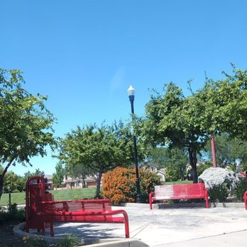 Constellation Park - The benches were freshly painted. - Parks Near Me - Elk Grove, California