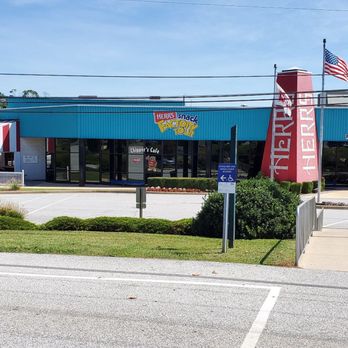 HERR’S SNACK FACTORY TOURS - Updated April 2025 - 128 Photos & 59 ...