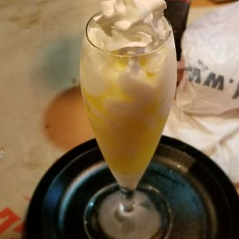 Hook & Reel Cajun Seafood & Bar - Limoncello dessert - Cajun/Creole Near Me - Orange, Connecticut