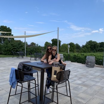 Rosewood Estates Winery - Wineries Near Me - Beamsville, Ontario