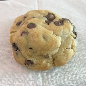 Sweetheart’s Dessert Lounge - sea salt chocolate chip cookie - Desserts Near Me - Anaheim, California Sweetheart’s Dessert Lounge - sea salt chocolate chip cookie - Desserts Near Me - Anaheim, California