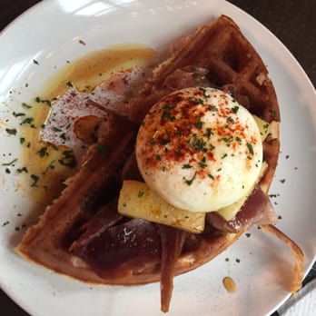 Waffle-Era - Bacon, cheese and egg waffle - Breakfast & Brunch Near Me - San Juan, Puerto Rico