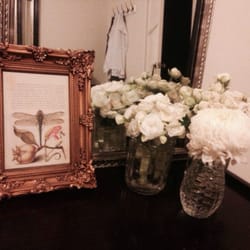 Kelly Chong Design - Centerpiece by KellyChongDesign=the new chapter event