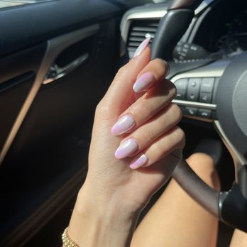 Green Ivy Nails & Spa - Chrome nails - Nail Salons Near Me - Temecula, California