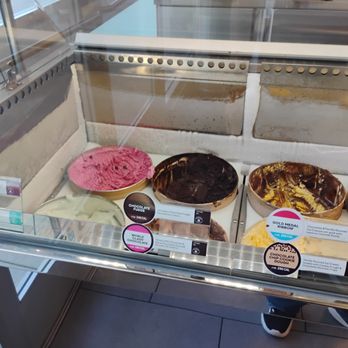 Baskin-Robbins - Ice Cream & Frozen Yogurt Near Me - Pasadena, California