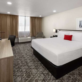 Ramada by Wyndham DFW Airport - Guest room - Hotels Near Me - Irving, Texas Ramada by Wyndham DFW Airport - Guest room - Hotels Near Me - Irving, Texas